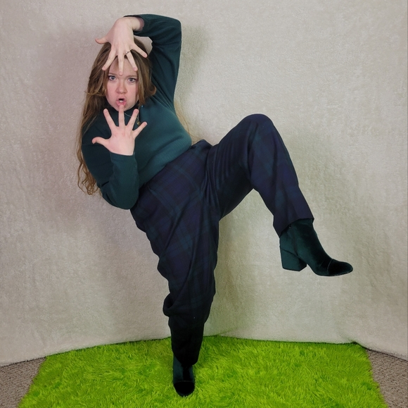 Meet your Posher, Julia - Picture 12 of 16